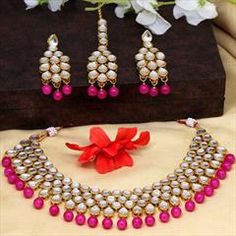 Gold Rodium Polish Pink and Majenta color Necklace in Metal Alloy studded with CZ Diamond, Pearl Luxury Pink Kundan Necklace For Festive Occasions, Luxury Pink Kundan Necklaces, Color Necklace, Metal Necklace, Engagement Party Wedding, Trendy Necklaces, Cz Diamond, Wedding Jewelry Sets, Metal Necklaces