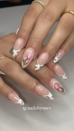 Marie Antoinette Nails, Tulip Nail Art, Europe Nails, Tulip Nails, Quartz Nails, Simple Acrylic, Girly Acrylic Nails, Flower Nail Designs, Blush Nails