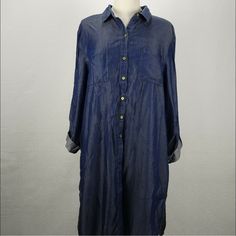 Ellen Tracy Size Large Blue Denim Button Front Shirt Dress Nwt New Side Slits Long Sleeve Chambray Denim Top With Buttons, Casual Indigo Denim Dress With Buttons, Collared Medium Wash Shirt Dress With Buttons, Collared Dark Wash Denim Dress With Buttons, Medium Wash Collared Shirt Dress With Buttons, Long Sleeve Dark Wash Denim Dress With Buttons, Blue Long Sleeve Denim Top With Buttoned Pockets, Button-up Denim Shirt Dress With Pockets, Blue Long Sleeve Denim Dress With Buttoned Pockets