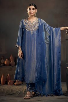 Blue straight kurta with zardozi work embroidery. Comes with tissue pant, embroidered dupatta and a slip. - Aza Fashions Tissue Pakistani Suits, New Punjabi Suit Design 2020, Handwork Suits Design, Hand Embroidery Designs For Kurti, Fashion Activation, Blaise Zabini, Silk Kurtis, Kurta Embroidery, Suits For Women Indian