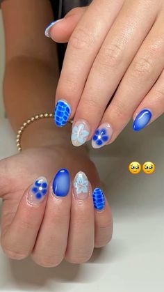 Tropics Nails, Cute Stitch Nails, Summer Natural Nail Colors, Nailinspo Nailart, Square Nails Inspo Summer, Gel Nails Designs Blue, Blue Gel Nail Designs Ideas, Nail Ideas For Tropical Vacation, Nail Inspo Multicolor