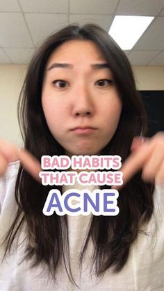 Ah, acne, pimples, breakouts…no matter what you call them, they’re an absolute pain to deal with. True, this skin concern can be daunting and tiring but knowing the right way to treat it is essential to healing your acne. And as tempting as it sounds, quick fixes won’t work with acne. When we say ‘healing’ we really me Good Acne Products Skincare, Perfect Skin Care Routine For Acne, Make Up For Acne Prone Skin Makeup, Natural Beauty Hacks Skincare, Good Skin Tips Acne, How To Get Rid Of Back Acne, Body Skin Care Routine Natural, Best Skin Care For Acne, Makeup With Acne