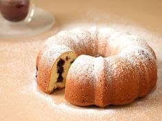 White Chocolate and Blueberry Bundt Cake - Kosher.com