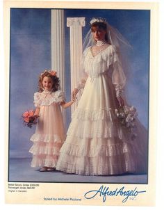 1980s Wedding Dress 80s, Retro Weddings, Old Fashioned Wedding, 80s Women