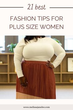 plus size woman in skirt How To Dress For Plus Size, Plus Size Skirts Outfits, Plus Size Styling Tips, Apple Shape Fashion Plus Size, How To Dress Plus Size Body Shapes, Plus Size Apple Shape Outfits, Outfits For Apple Shaped Women, Plus Size Skirt Outfits, Plus Size Style Tips