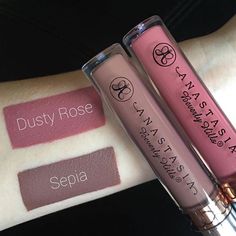 Anastasia Lipstick, Anastasia Beverly Hills Liquid Lipstick, Matte Lipstick Colors, Lipstick Art, Anastasia Beverly Hills Makeup, Makeup Must Haves, Mac Makeup, Lip Art