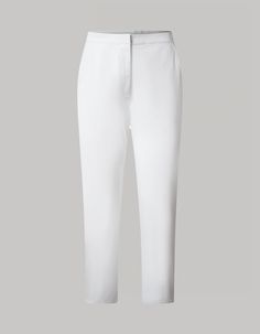 The Jeanne capri pants are the essence of timeless comfort with a touch of vintage femininity. Crafted from organic cotton Gabardine stretch fabric, these pants offer a hint of stretch and are a breathable essential designed for comfort on warm-weather days. With a high-rise waist and falling just below the knee, the tailored silhouette and classic white color make them versatile for any occasion. Weather Day, Pants White, Classic White, Warm Weather, White Color, The Knee, Stretch Fabric, Capri Pants, Georgia