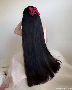 Beautiful Long Hair Aesthetic, Long Thick Straight Hair, Extra Long Hairstyles, Long Thick Black Hair, Long Hair Aesthetic, Long Straight Black Hair, Straight Long Hair, Long Hair Black, Thick Long Hair