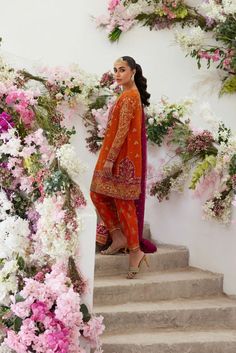 Exquisite Pakistani Salwar Kameez Dupatta Bridal Outfit Pakistani Kameez, Pakistani Mehndi Dress, Wedding Salwar Kameez, Dupatta Style, Salwar Dress, Dress Salwar Kameez, Pakistani Wedding Dress, Pakistani Salwar Kameez, Pakistani Bridal Dresses