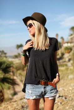 jeans shorts Festival Mode, Look Grunge, Fest Outfits, Music Festival Fashion, Mode Casual, Outfit Trends, Festival Looks, Inspired Outfits, Hippie Chic