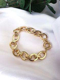 ★ ★ ★FREE SHIPPING ★ ★ ★ PRODUCT DESCRIPTION This beautiful and bold gold statement bracelet is a necessary accessory in your daily combination, it's simply chic and resistant with spring ring closure which creates the perfect look! MEASUREMENT AND SIZE (in the picture) The total length of each bracelet is 6 inches (16.3cm). choose length from the drop-down menu. MATERIAL This bracelet is made from Micron (Thick) 18K Gold plating over brass - tarnish resistance, nickel-free, safe to use in water Everyday Gold Chunky Bracelets, Gold Plated Round Chain Bracelet, Elegant Chunky Oval Link Bracelets, Elegant Chunky Oval Link Bracelet, Yellow Gold-plated Chunky Chain Bracelets, Yellow Gold Plated Chunky Chain Bracelets, Yellow Gold Plated Bracelets With Chunky Chain, Yellow Gold Chunky Chain Bracelet, Gold Plated, Yellow Gold Chunky Chain Bracelet