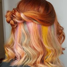 2,857 mentions J’aime, 42 commentaires - Winnipeg, Canada Pulp Riot (@hairbymisskellyo) sur Instagram : "Your drink ain't the only thing that's Pumpkin 🍊🍊🍊 @pulpriothair @brazilianbondbuilder" Rainbow Roots, Pumpkin Spice Hair Color, Pumpkin Spice Hair, Underlights Hair, Dyed Hair Pastel, Rainbow Hair Color, Bright Hair Colors, Lilac Lavender