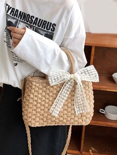 BirdinBag - Exquisito bolso de paja con diseño de lazo Bow Decor, Bow Design, Bag Bag, Color Khaki, Straw Bag, Straw, Size Medium, Design