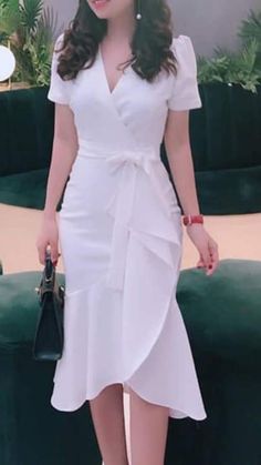 Elegant White Dress Classy Chic, Sunday Dress Outfit Classy, White Sunday Dress, Wraparound Dress, Boho Summer Outfits, Elegant Dresses Classy, Designer Dresses Casual, Curvy Outfits