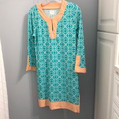 Nwt, Cabana Life Spf50 Tunic Dress. Size Medium. Teal Dress With Peach Trim. Blue Split Neck Dress For Daywear, Fitted Green Tunic For Spring, Blue Long Sleeve Tunic For Spring, Casual Blue Floral Print Tunic, Fitted Casual Beach Tunic, Fitted Long Sleeve Vacation Tunic, Fitted Long Sleeve Tunic For Beach, Fitted Long Sleeve Printed Tunic, Fitted Long Sleeve Tunic For Vacation