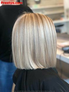 8 Bob Hairstyles Inspired by Bob Ross Schilderijen The Haircut, Long Bob Haircuts, Penteado Cabelo Curto, Platinum Blonde Hair, Blonde Bobs, Modern Hairstyles