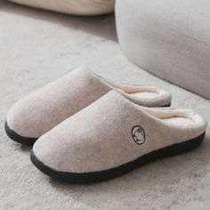 Keep your feet warm and cozy with these Women's Winter Short Plush Slippers. Perfect for keeping your feet warm in winter, these slippers are available in a variety of colors and sizes to suit your style. The soft and plush material provides superior comfort and warmth, and the anti-slip sole ensures that you don't slip on any surfaces. With the adjustable hook-and-loop design, these slippers provide a secure fit. Make sure to keep your feet toasty and comfortable all winter long with these Wome Carpet Fabric, Winter Shorts, Plush Slippers, Comfortable Home, Home Wear, Slipper Shoes, Slipper Boots, Womens Slippers, Winter Women