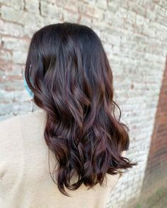 Hair Balayage Black, Dark Cherry Hair, Girl Hairstyles Short, Balayage Black Hair, Simple Hairstyles For School, Short Hairstyles For Girls, Cherry Brown Hair, Cherry Cola Hair Color, White Hairstyles