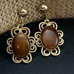 Vtg Filigree Faux Brown Tiger Eye Clip On Earrings Celebrity Gold Tone Danglers | eBay Brown Tiger, Brown Tiger Eye, Tiger Eye, Clip On, Clip On Earrings, Gold Tones, Celebrities, Gold