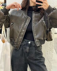 Study Outfit, Leather Jacket Style, Just Style, Basic Outfits, Aesthetic Fashion, Daily Outfits