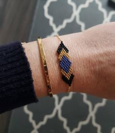 Gold gold bracelet with 14 carat fine gold (Gold Filled plating). Miyuki glass beads weaving in Marine Blue color and gold with fine 24 carat gold.Adjustable Length Marine Blue Color, Beads Weaving, Bead Sewing, Miyuki Beads, Marine Blue, Bracelet Gold, May 13, Bead Weaving, Gold Gold