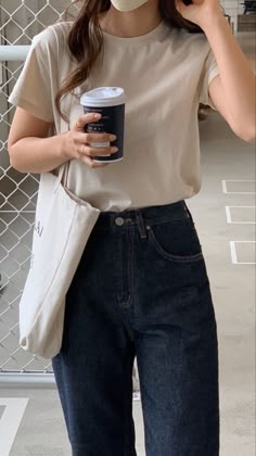 Korean Summer Outfits Casual Cute Asian Fashion, Classy Casual Outfits Summer Chic, Simple College Outfits Summer, Summer T Shirt Outfits, Casual College Outfits Summer, Tops For Women Korean, Street Style For Women, Casual Jumpsuits For Women