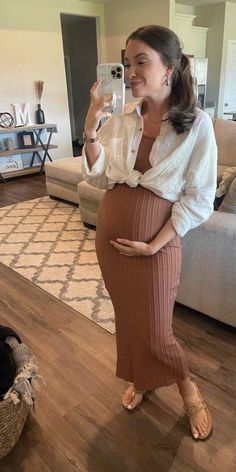 Spring Maternity Outfits, Summer Pregnancy Outfits, Maternity Capsule Wardrobe, Prego Outfits, Fall Maternity Outfits, Casual Maternity Outfits, Maternity Clothes Summer, Trendy Maternity Outfits, Pregnancy Outfit