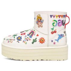 Ugg Classic Mini Boot, Cute Uggs, Preppy Shoes, Pretty Shoes Sneakers, Shoes Ugg, Ugg Classic Mini, Cute Nike Shoes, Cute Sneakers, Kids Uggs