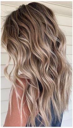 Blonde Highlights On Brown Hair Not Balayage, Highlights Into Balayage Blonde, Highlights B Hair Blonde, Auburn Brown And Blonde Hair, Brown Hair With Big Blonde Highlights, Mid Length Dimensional Blonde, Hair Color Ideas Brown And Blonde, Sandy Hair With Highlights, Golden Blonde Brown Balayage