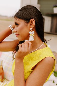 - These darling beaded bunny earrings will give you happy vibes! - White beaded studs with gold accents and dangling bunny design - Features adorable bunny tail and pink and yellow hued floral accents - Length: 3 inches Beaded Bunny, Beaded Studs, Bunny Design, Bunny Earrings, Adorable Bunny, Bunny Tail, Bunny Designs, Happy Vibes, Pink And Yellow