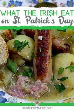 Sausage stew with text banner Irish Fries, Irish Meals, Traditional Irish Stew, Irish Farm, Full Irish Breakfast, Irish Foods, English Recipes, Cooking Corned Beef