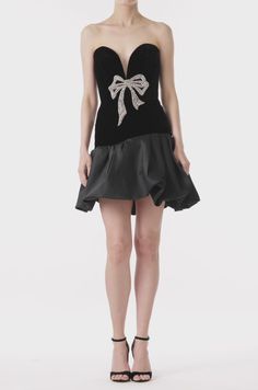 Strapless Velvet Cocktail Dress – Monique Lhuillier Tulle Cocktail Dress, Bodice Applique, Velvet Cocktail Dress, Monique Lhuillier, Drop Waist, Bodice, Cocktail Dress, Ready To Wear, V Neck