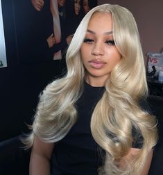 20 Best Summer Blonde Hair You'll Love Frontal Wig Body Wave, Twisted Hair, Frontal Wig Hairstyles, Wig Styling, Ash Blonde Hair, Body Wave Wig, Body Wave Hair