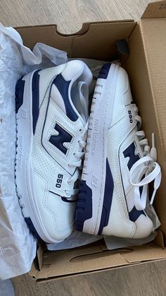 Shoe Inspo Aesthetic Sneakers, New Balance Outfit550, Cool Girl Accessories Aesthetic, Shoes Inspo 2023, New Balance Shoes Platform, Shoe Inspo 2024, Shoe Wishlist 2023, New Balance Shoes 550 Outfit, Popular Shoes 2023 Women