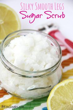 Silky Smooth Legs Sugar Scrub - Apply a small amount of this DIY scrub before shaving for silky, smooth legs year round! It's so easy! Silky Smooth Legs, Diy Sugar Scrub, Leg Scrub, Body Scrub Recipe, Sugar Scrub Homemade, Sugar Scrub Recipe, Face Scrub Homemade, Sugar Scrub Diy, Diy Body Scrub