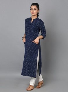 डिज�ाइनर कपड़े, Simple Kurta, Indian Kurti Designs, Kurta Patterns, Salwar Pattern, Churidar Designs, Kurti Patterns