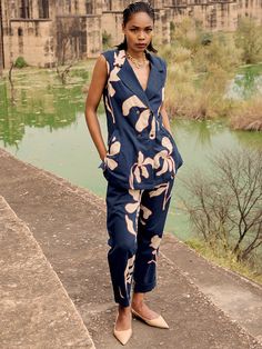 Introducing the Elaenia Co-ord Set, a sublime combination of sleek modern silhouettes and classic details. Boasting a striking blue lino print and luxuriously soft fabric, this set features a relaxed tunic, complete with front button opening and pockets, and a regular fit trouser with side seam pockets, front button opening and an elasticated back. Fully lined for an exquisite fit, it's the perfect way to elevate your wardrobe. Crop Top Lehenga, Eco Brand, Womens Wrap Dress, Men's Ethnic Wear, Dress Jumpsuit, Sustainable Clothing Brands, White Tunic, Sustainable Fashion Brands, Top Pants Set