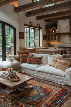 40 Traditional Barnhouse Decor Designs for a Homely Feel Southwest Farmhouse Decor Living Room, Southwestern Home Interior, Modern Ranch Home Decor, Western Home Interior Design, Wyoming Home Decor, California Ranch Interior Design, Warm Cottage Living Room, Modern Ranch Style Homes Interior Decor, Ranch Style Homes Interior Decor