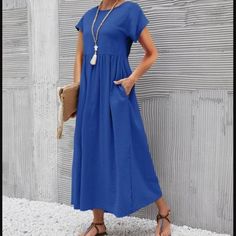 Midi Dress Showcasing An Eye-Catching Pleated Design And Comfortable Cotton-Blend Fabric. Size Note: This Style Runs Small. Ordering One Size Up Is Recommended. Size S: 50'' Long From High Point Of Shoulder To Hem Model (Wearing Size S): 5' 7'' Tall; 33.8'' Chest; 24.4'' Waist; 35.4'' Hips Woven 65% Cotton / 35% Polyester Machine Wash Imported Summer Dresses Diy, Tuna Noodle, Bell Sleeve Shift Dress, Noodle Casserole, Leaves Print Dresses, Floral Embroidered Dress, Midi Short Sleeve Dress, Black Sleeveless Dress, Women Midi