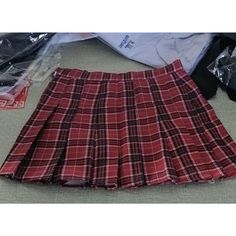 This Women High Waist Plaid Pleated Skirt is perfect for creating a preppy, chic look. The classic plaid pattern is timeless and versatile, and the pleated detailing gives the skirt a feminine, sophisticated look. The polyester fabric is lightweight and comfortable, and the high waistline is super flattering. Wear this skirt to any occasion and be sure to turn heads! Specification: Fabric Type: Broadcloth Age: 20-34 Waistline: Empire Dresses Length: Above Knee, Mini Silhouette: A-LINE Pattern Ty Pleated Skirt Y2k, Skirt Stitching, Casual Kawaii, High Waist Pleated Skirt, Dance Skirts, Skirts For Girls, High Waisted Pleated Skirt, Plaid Pleated Skirt, Skirt Y2k