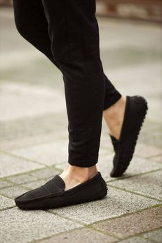 Black Knitwear, Driving Loafers, Black Leather Loafers, Loafer Sneakers, Spring Summer Collection, Conversion Chart, Monk Strap, Height And Weight, Black Knit