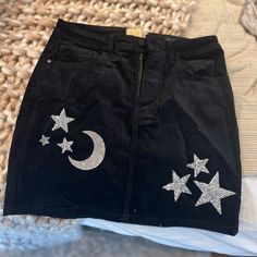 Never Worn Judith March Skirt! Black With Glitter Star And Moon Imprints. Perfect For Eras Tour! Black Star Print Bottoms For Night Out, Black With Glitter, Aztec Skirt, Mini Wrap Skirt, Feather Skirt, Twill Skirt, Judith March, Bow Skirt, Star And Moon