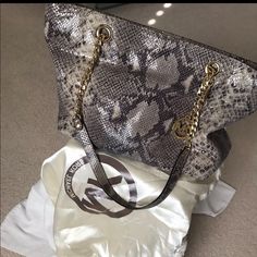 Perfect Condition! Boa/Snake Print Michael Kors Silver Shoulder Bag For Evening, Silver Michael Kors Shoulder Bag For Evening, Designer Silver Michael Kors Bags, Michael Kors Silver Evening Shoulder Bag, Luxury Silver Michael Kors Shoulder Bag, Michael Kors Luxury Silver Shoulder Bag, Leather Tote Shoulder Bag With Snake Print, Snake Print Leather Tote Shoulder Bag, Leather Snake Print Tote Shoulder Bag