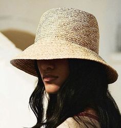 Straw Hat Aesthetic, Hat Aesthetic, Couture Hats, Photography Inspiration Portrait, Summer Escape, Cloche Hat, Loro Piana