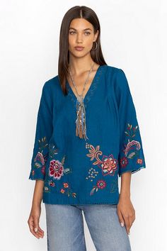 Embellished with dazzling floral embroidery, the Messine V-Neck Top with Side Slits is crafted from 100% breathable linen. Featuring a split V-neckline and 3/4 split sleeves, this relaxed-fit top is finished with inverted pleating and side slits. Pair with fitted jeans and casual flats for an easy weekend look. Women's Messine V-Neck Top With Side Slits by Johnny Was in Ink Blue, Size Small, Linen, Floral Fitted Jeans, Boho Chic Outfits, Ink Blue, Embroidered Jeans, Casual Flats, Johnny Was, Blue Ink, V Neck Tops, Workout Tops