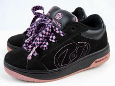 Heelys Girls single wheel sneakers Black with pink checkered trim Tips of the shoe laces are frayed Overall a good pair of rolling shoes Youth Size 4 Women's size 5 Ships quick from USA Sporty Pink Sneakers For Skateboarding, Pink Skate Shoes For Spring Skateboarding, Pink Round Toe Sneakers For Skateboarding, Heelys Shoes, Heelys Roller Shoes Women, Cute Heelys Roller Shoes, Pink Checkered, Skate Shoes, Sneakers Black