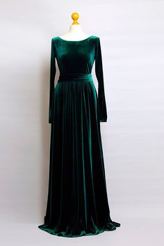 Green Velvet Maxi Dress Velvet Bridesmaid Party Dress Burgudy Etsy Tiered Dress Formal, Long Dress Green, Velvet Bridesmaid, Velvet Party Dress, Velvet Dress Long, Funky Dresses, Velvet Bridesmaid Dresses, Dark Dress, Gaun Fashion