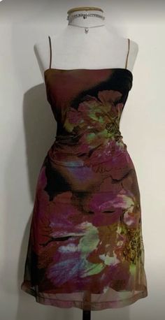 Dark Summer Dress, Earthy Hoco Dress, 200s Dresses, Elegant Floral Mini Dress, Dresses For Square Body Type, Y2k Dress Aesthetic, Whimsigoth Summer Outfits, Whimsigoth Fits, Dresses For Short Women