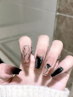 Colored Nail Tips, August Nails, Short Fake Nails, Nagel Tips, Fake Nails With Glue, Diy Nail Art, Nail Length, Stick On Nails, Girls Nails