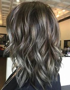 Brunette To Grey Transition, Ashy Brown Highlights On Dark Hair, Color Baylage, Brown With Silver Highlights, 2024 Haircolor, Blended Brunette, Sandy Brown Hair Color, Brown Hair Pictures, Highlights Styles